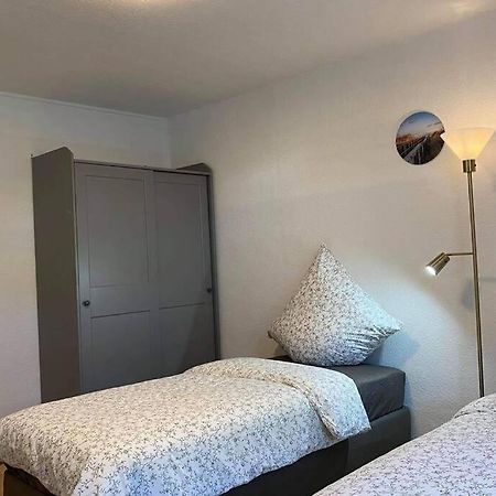 Beste Lage In Rostock: 2-Zimmerwohnung Mit Balkon Im 1.Og エクステリア 写真